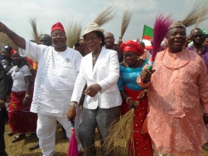 Dr. (Mrs.) Veronica Ogbuagu (2nd Left), Chief (Sir) John Orido (riht), Chief K.E. Maduka (Left), and other APC members jubilating as they welcome Chief John Orido to the APC fold.