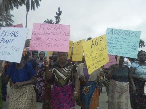 Some of the protesters at AGIP main gate in Irri.